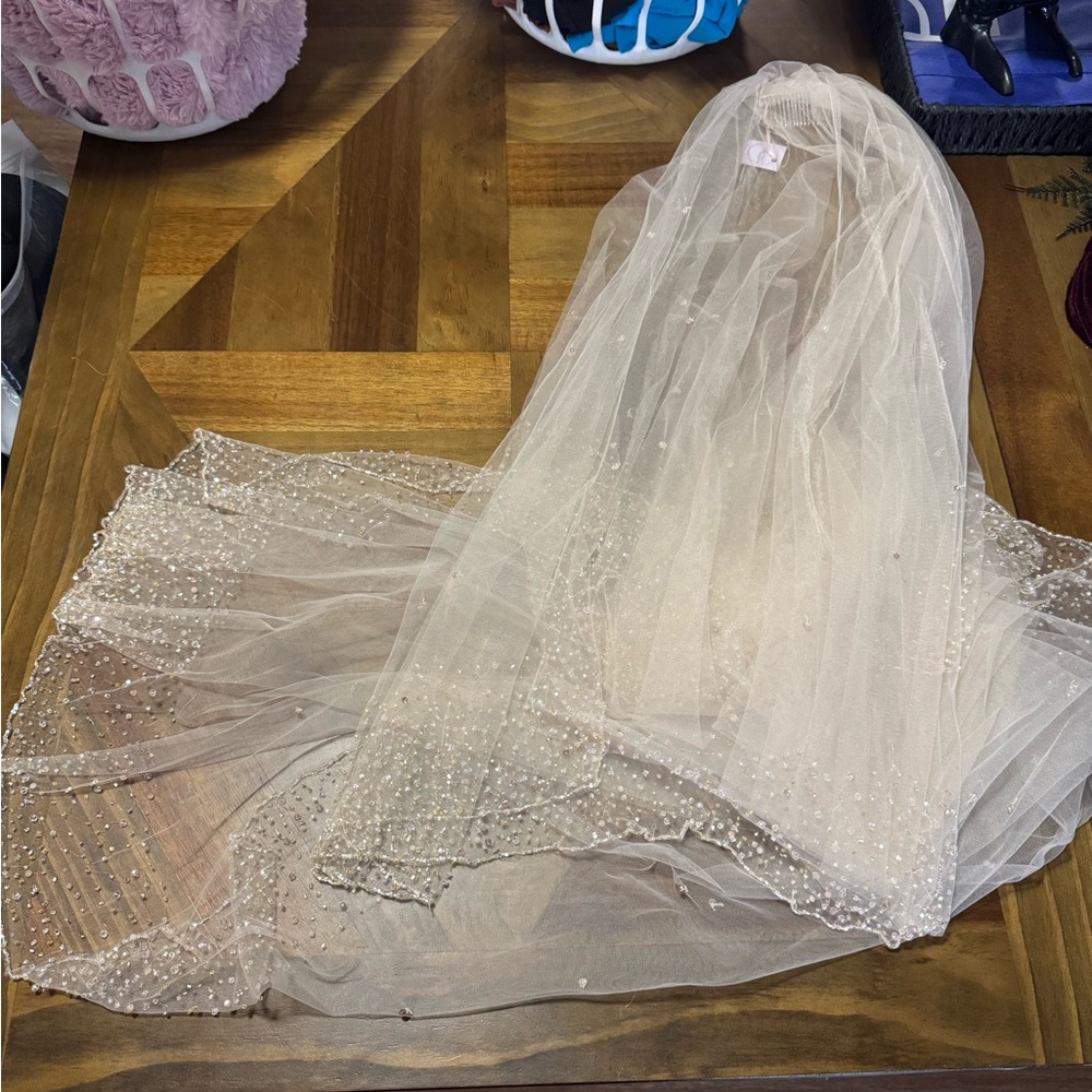 Two tier 72inch Elegant Beaded Veil